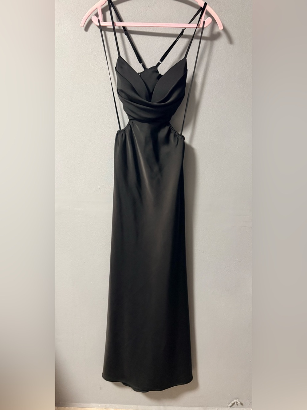 Mable satin pleated cowl bust and adjustable spaghetti straps dress. Small